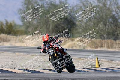 media/Dec-01-2025-Moto Forza (Mon) [[2daa91e15f]]/3-Beginner Group/Session 3 (Turn 3)/